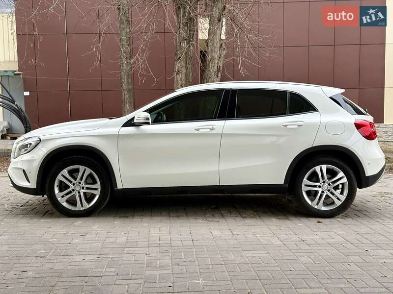 Позашляховик / Кросовер Mercedes-Benz GLA-Class 2014 в Дніпрі