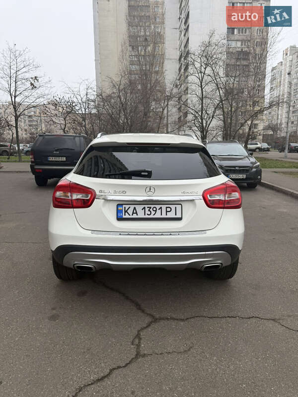 Внедорожник / Кроссовер Mercedes-Benz GLA-Class 2017 в Киеве фото 6 Внедорожник / Кроссовер Mercedes-Benz GLA-Class 2017 в Киеве