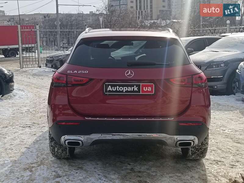 Позашляховик / Кросовер Mercedes-Benz GLA-Class 2020 в Харкові