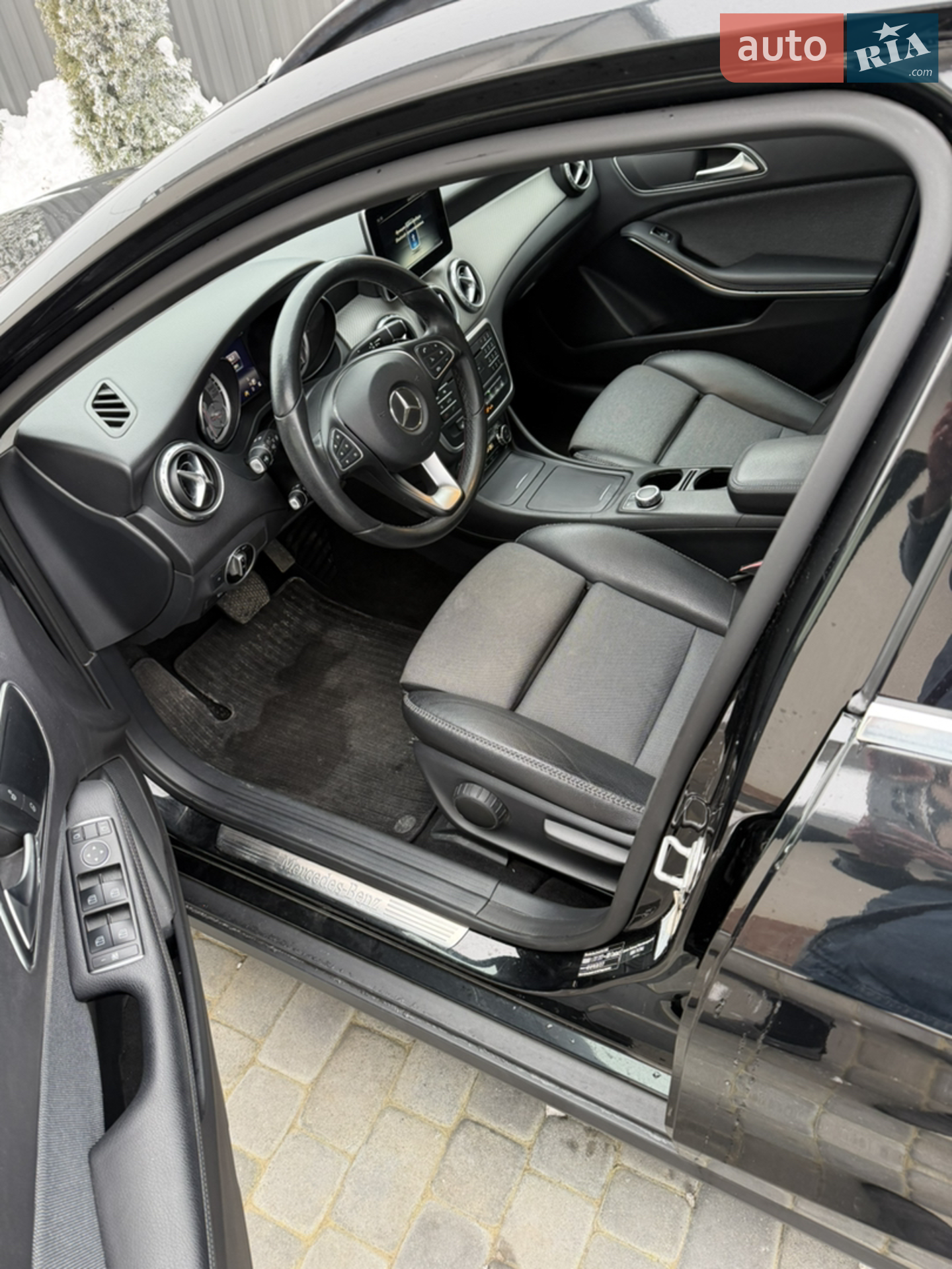 2016 Mercedes-Benz GLA-klasse - мініатюра 18