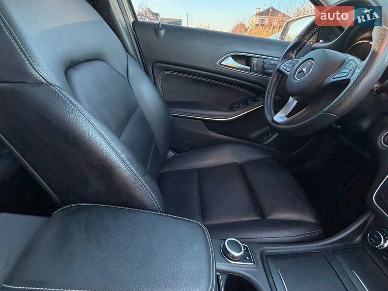 Внедорожник / Кроссовер Mercedes-Benz GLA-Class 2016 в Киеве