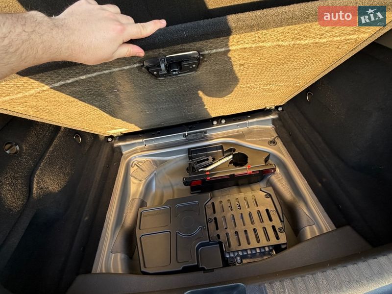 Внедорожник / Кроссовер Mercedes-Benz GLA-Class 2016 в Киеве