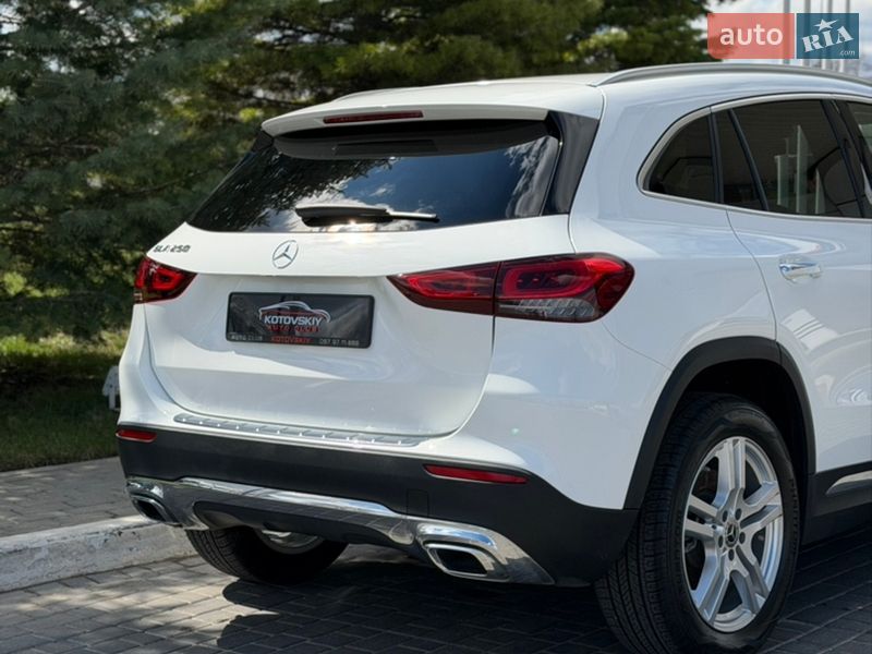 Внедорожник / Кроссовер Mercedes-Benz GLA-Class 2020 в Одессе