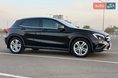 Внедорожник / Кроссовер Mercedes-Benz GLA-Class 2016 в Киеве