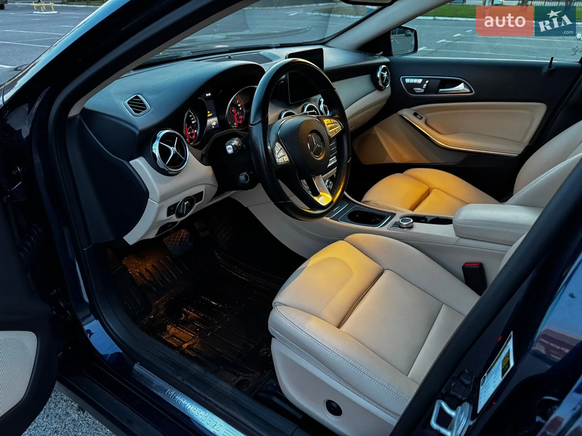 2017 Mercedes-Benz GLA-klasse - мініатюра 26