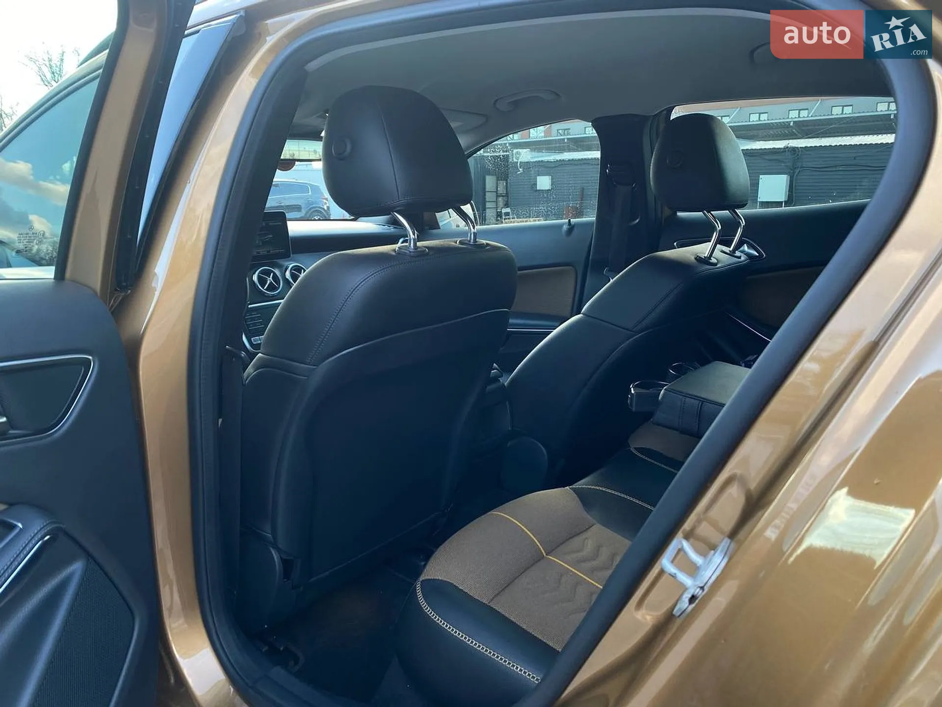 2017 Mercedes-Benz GLA-klasse - мініатюра 32