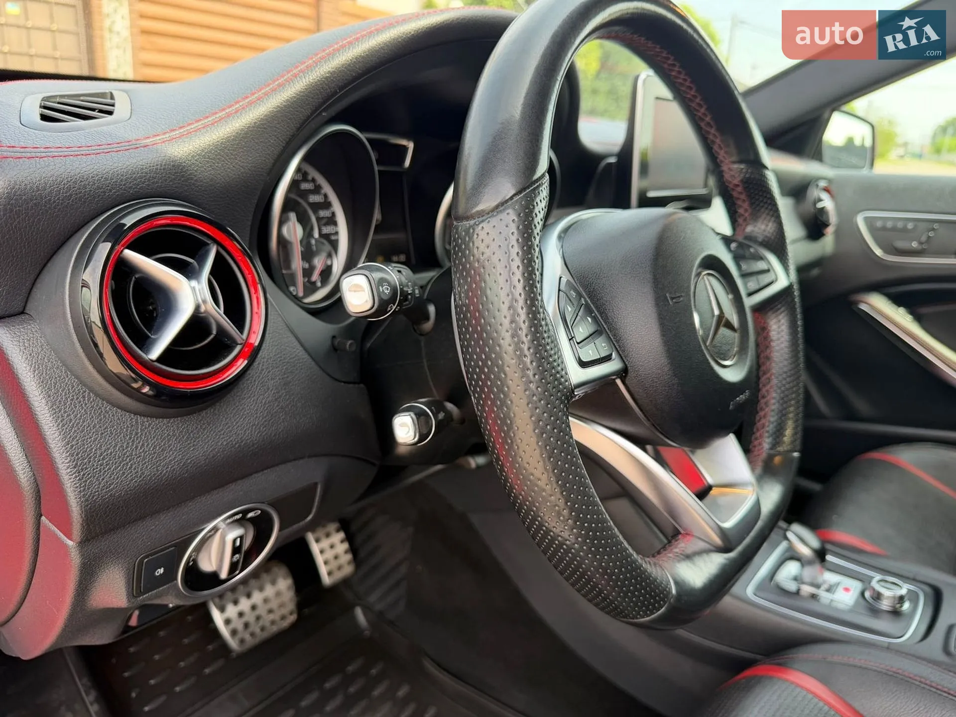 2016 Mercedes-Benz GLA-klasse - мініатюра 53