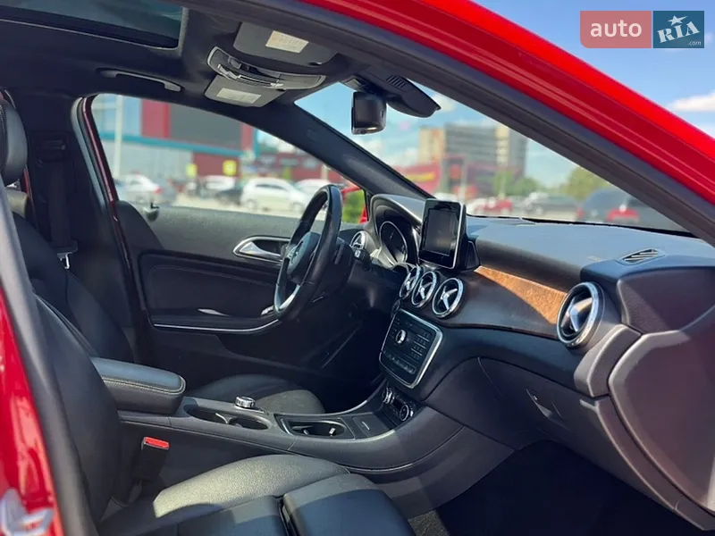 Mercedes-Benz GLA-Class 2015 VIN WDCTG4GB7GJ230768 фото оголошення 14 з 73