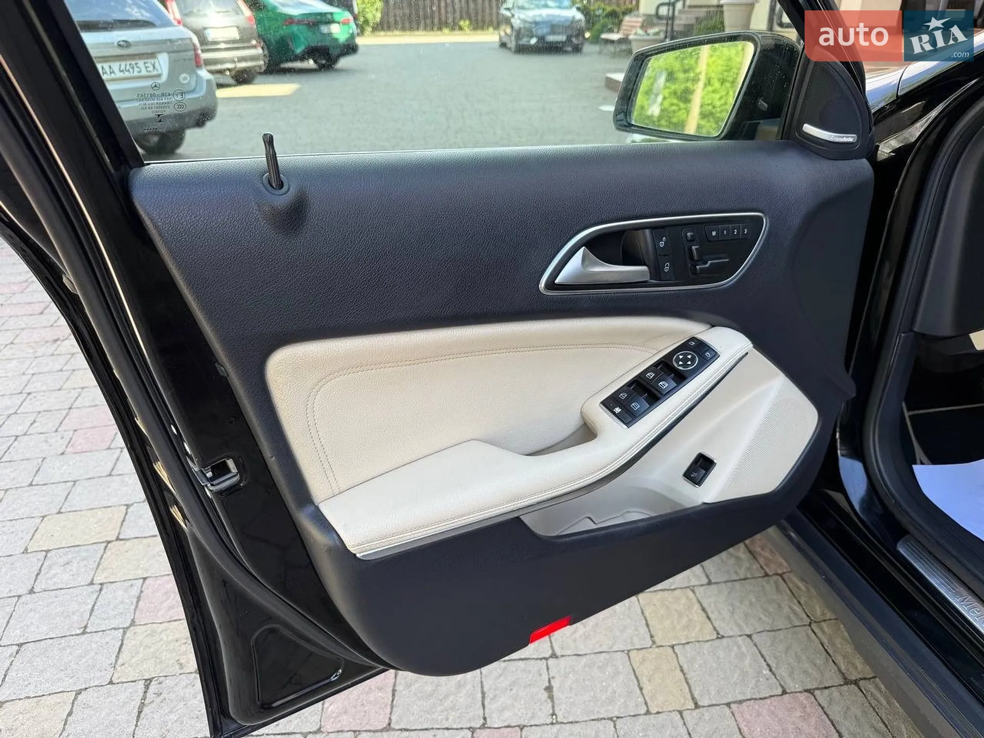 2015 Mercedes-Benz GLA-klasse - мініатюра 33