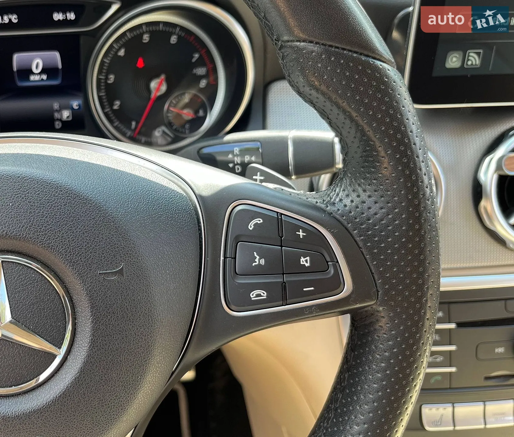 2017 Mercedes-Benz GLA-klasse - мініатюра 23