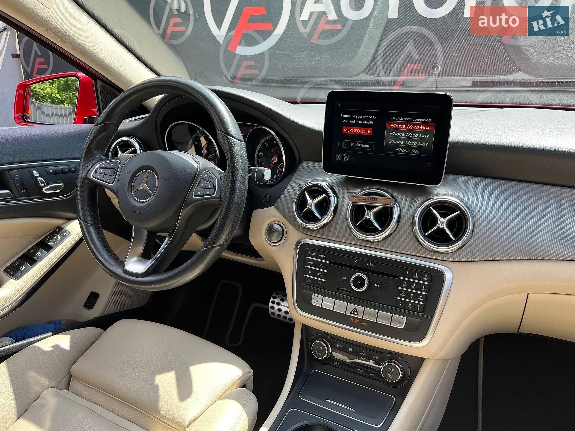 2017 Mercedes-Benz GLA-klasse - мініатюра 32