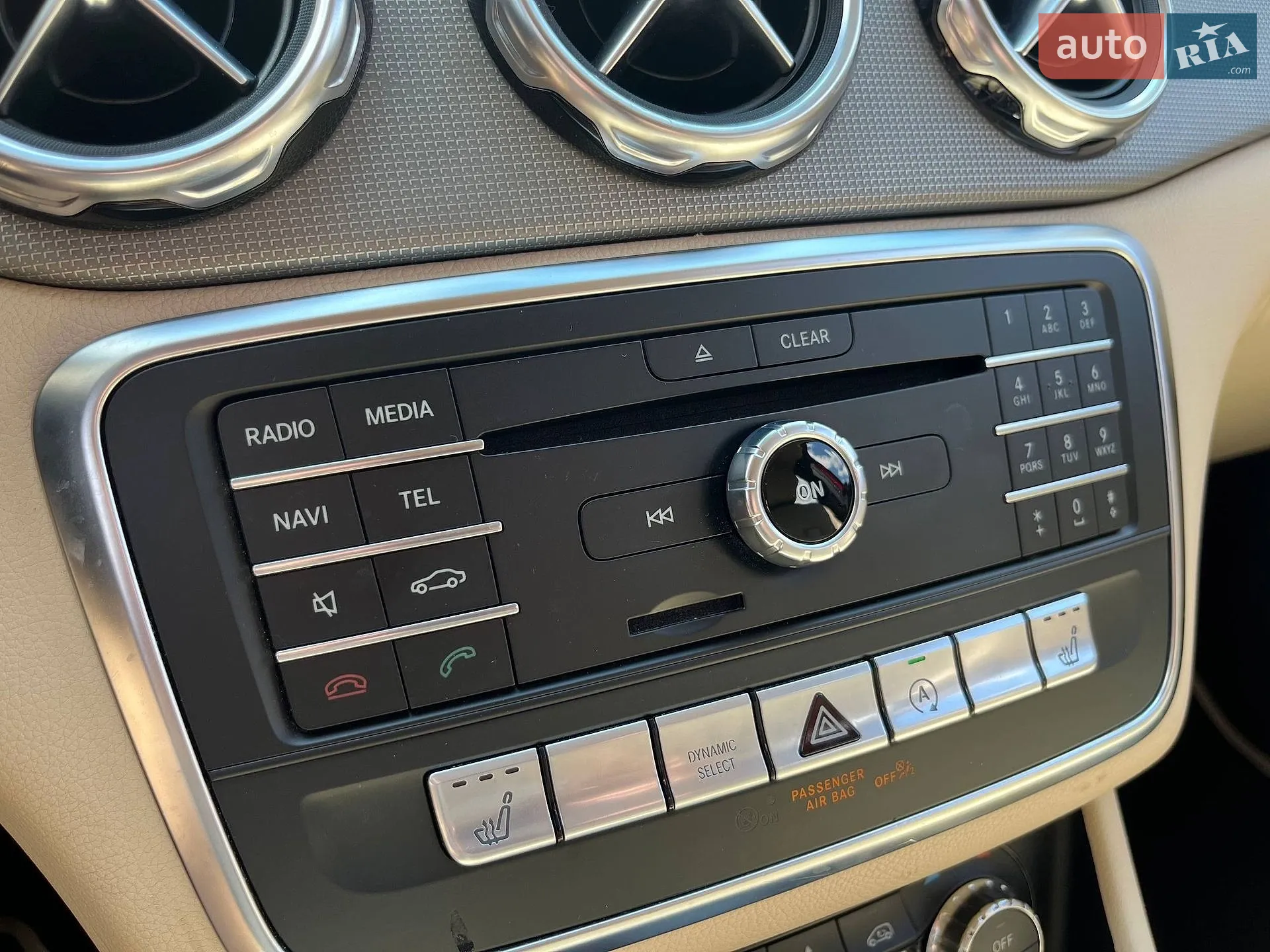 2017 Mercedes-Benz GLA-klasse - мініатюра 27