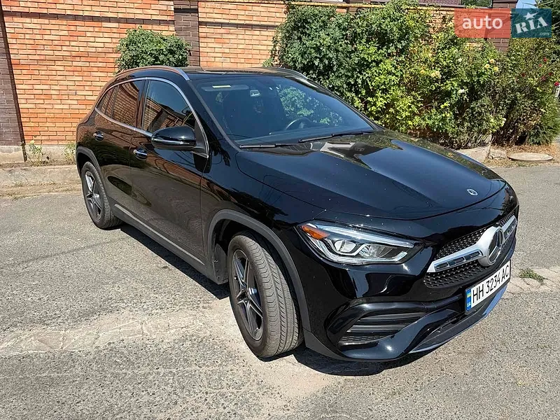 Mercedes-Benz GLA-Class