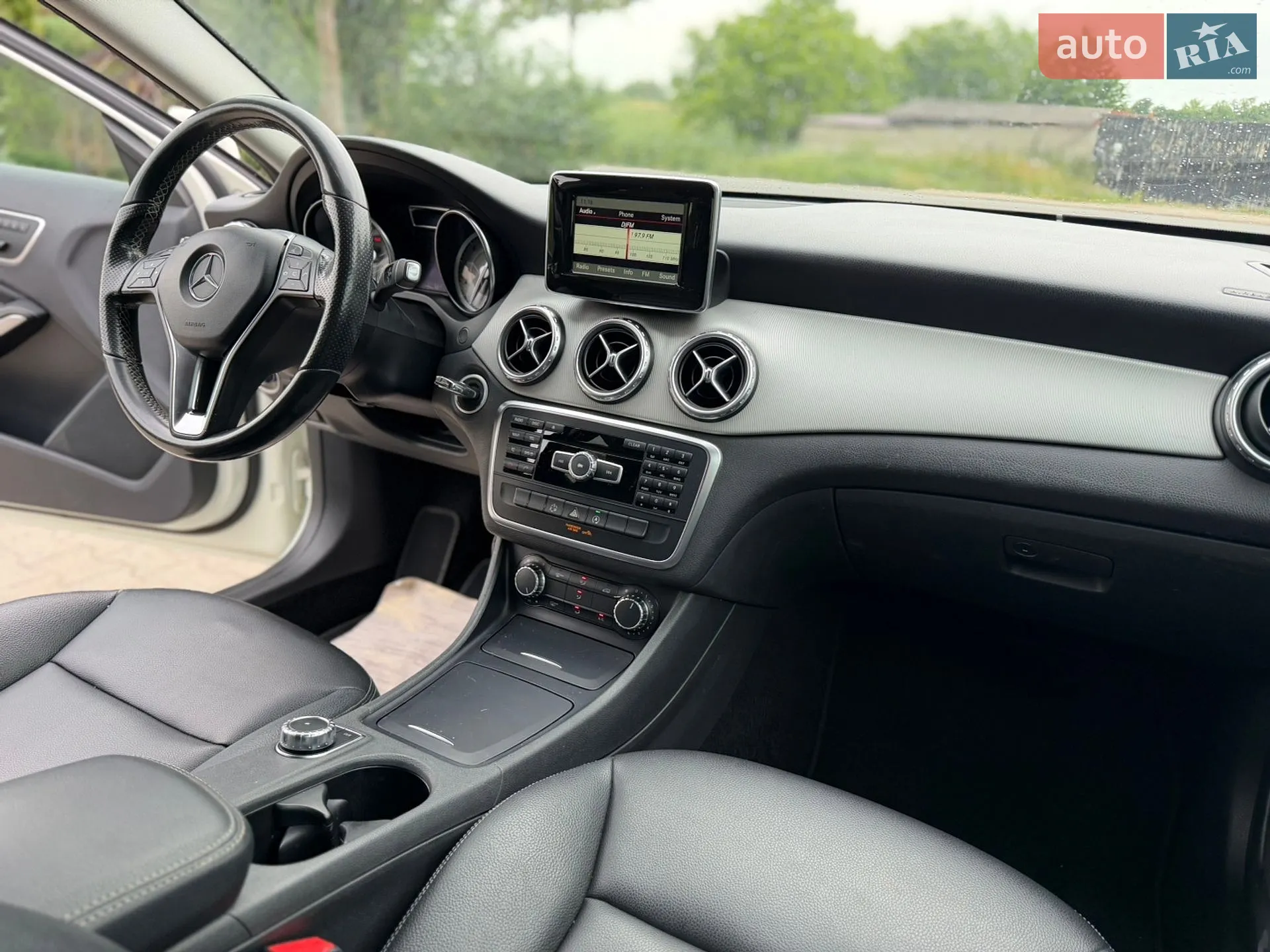 2015 Mercedes-Benz GLA-klasse - мініатюра 23