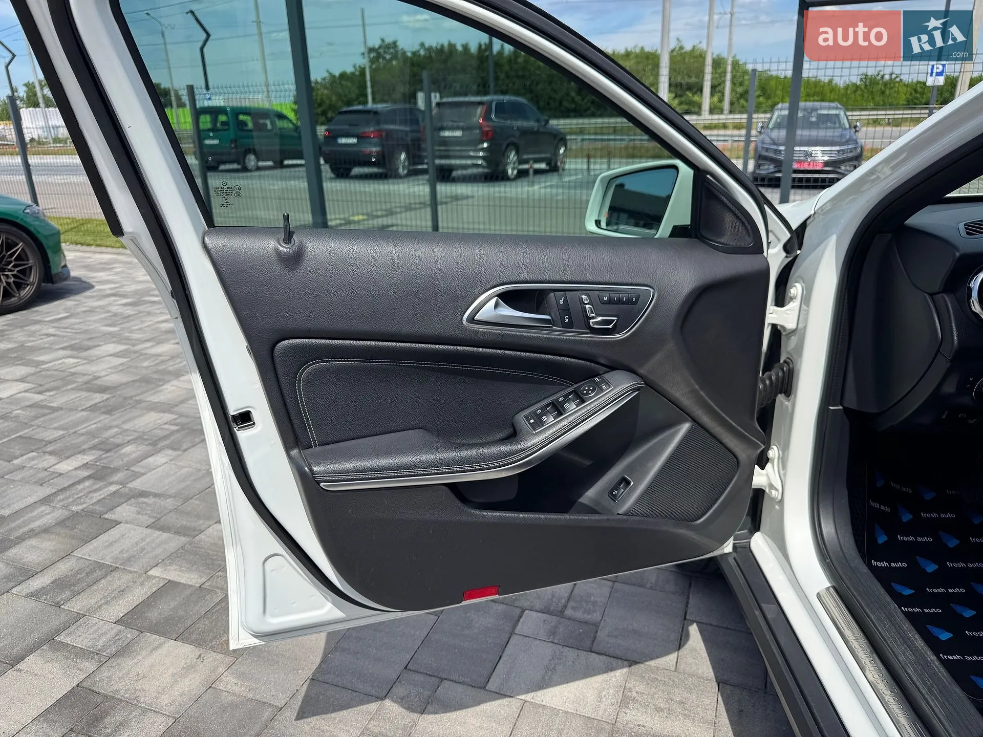 2017 Mercedes-Benz GLA-klasse - мініатюра 13