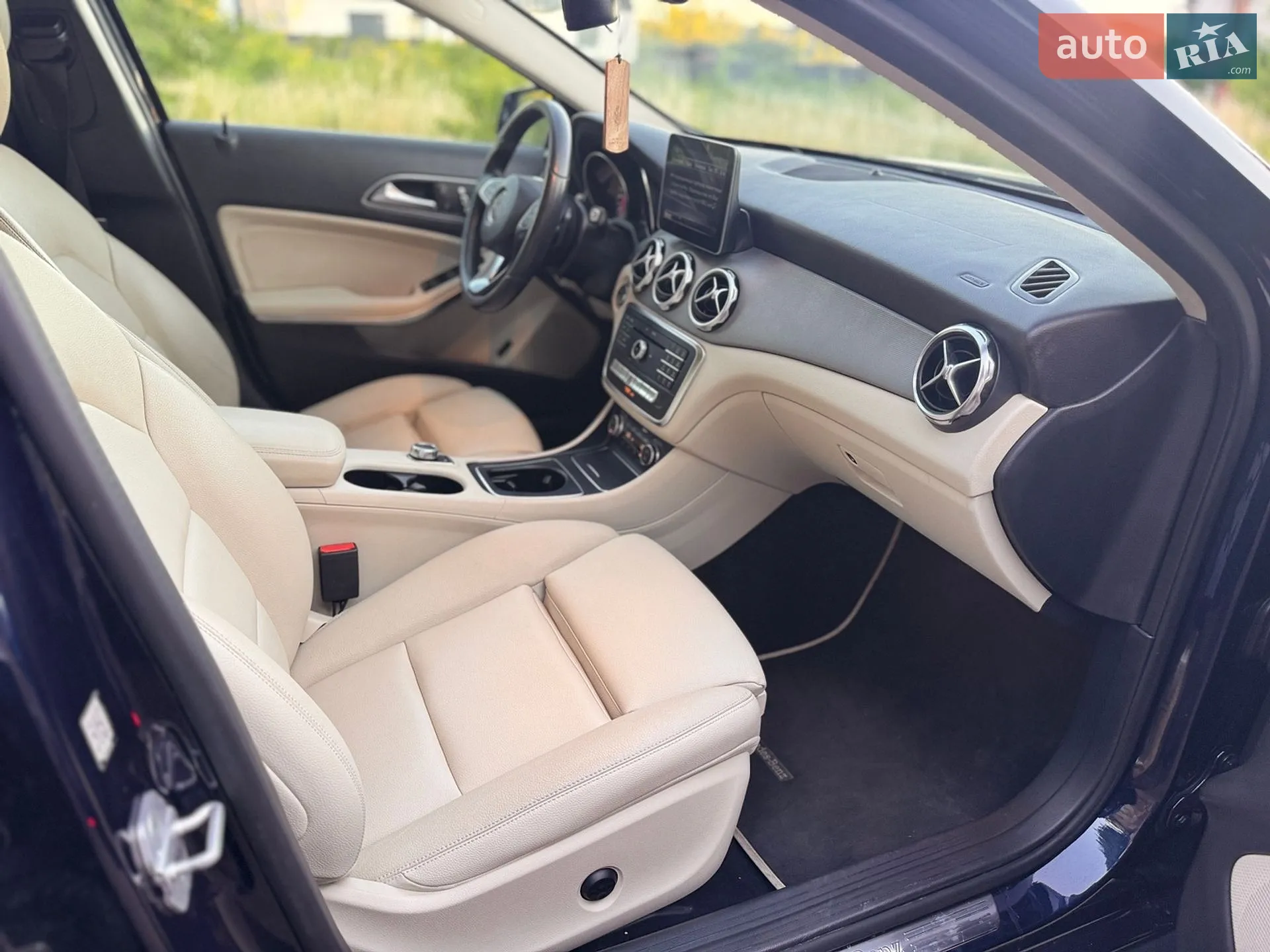 2017 Mercedes-Benz GLA-klasse - мініатюра 56