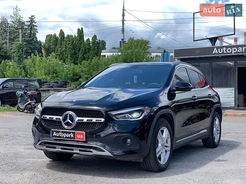 Mercedes-Benz GLA-Class
