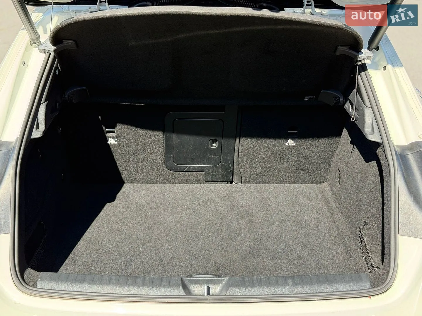 2015 Mercedes-Benz GLA-klasse - мініатюра 26