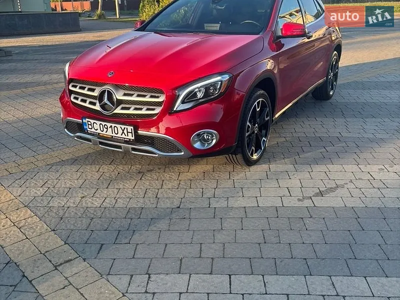Mercedes-Benz GLA-Class 2019