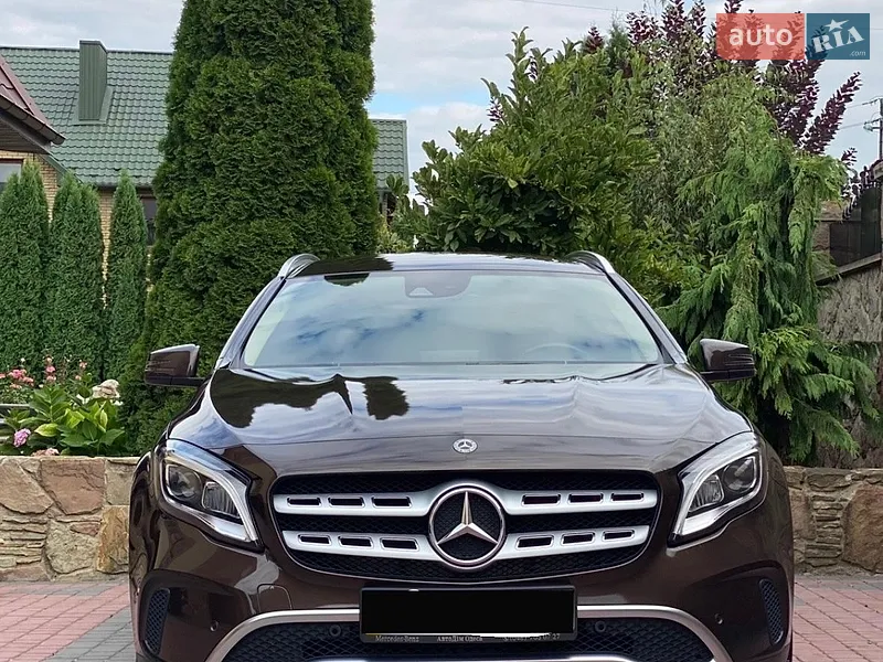 Mercedes-Benz GLA-Class