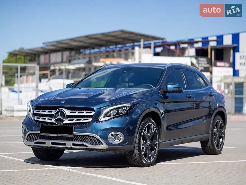 Mercedes-Benz GLA-Class 2019