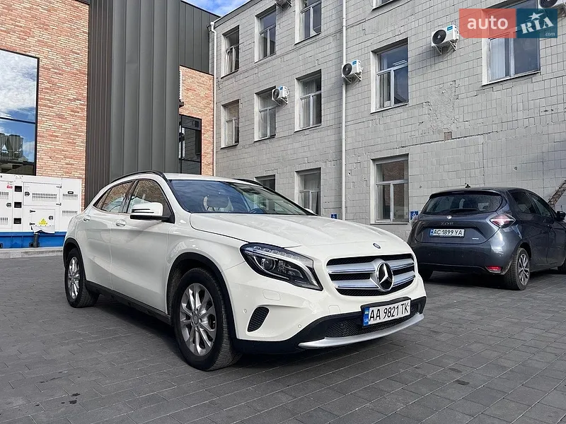 Mercedes-Benz GLA-Class