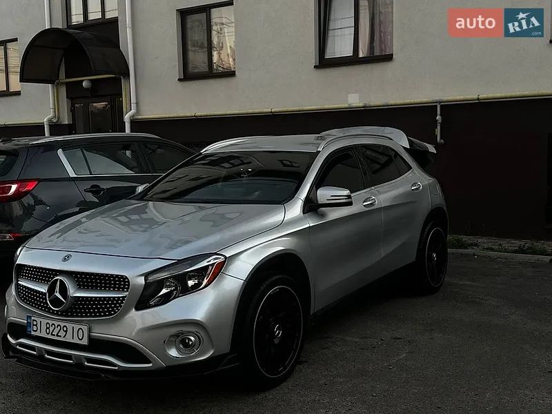Mercedes-Benz GLA-Class