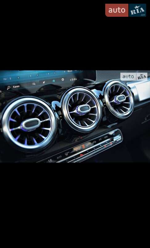 Внедорожник / Кроссовер Mercedes-Benz GLB-Class 2020 в Хотине