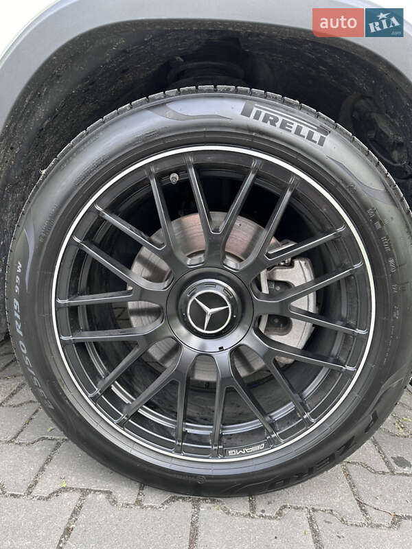 Внедорожник / Кроссовер Mercedes-Benz GLB-Class 2021 в Киеве
