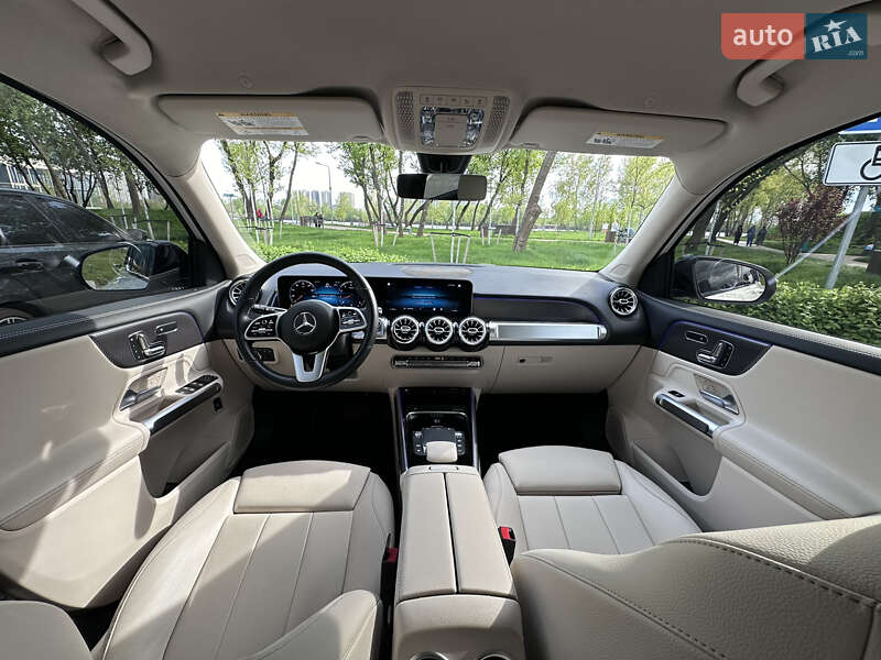 Внедорожник / Кроссовер Mercedes-Benz GLB-Class 2021 в Киеве