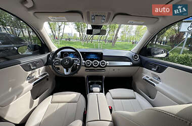 Внедорожник / Кроссовер Mercedes-Benz GLB-Class 2021 в 