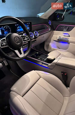 Внедорожник / Кроссовер Mercedes-Benz GLB-Class 2021 в 
