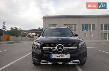 Mercedes-Benz GLB-Class 2021