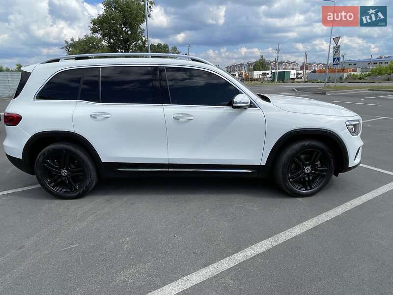 Внедорожник / Кроссовер Mercedes-Benz GLB-Class 2020 в Киеве