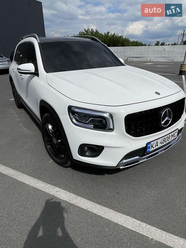 Внедорожник / Кроссовер Mercedes-Benz GLB-Class 2020 в Киеве