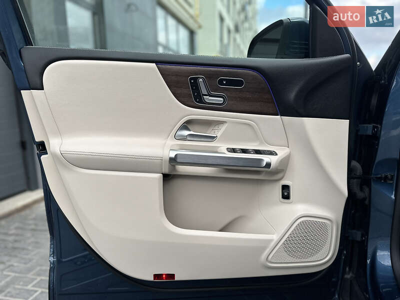 Внедорожник / Кроссовер Mercedes-Benz GLB-Class 2021 в Львове