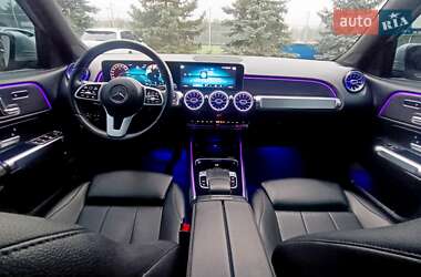 Позашляховик / Кросовер Mercedes-Benz GLB-Class 2019 в 