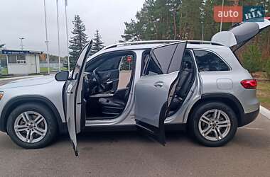 Позашляховик / Кросовер Mercedes-Benz GLB-Class 2019 в 