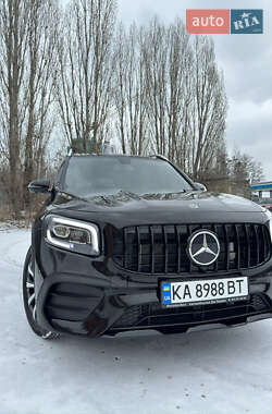 Mercedes-Benz GLB-Class 2023