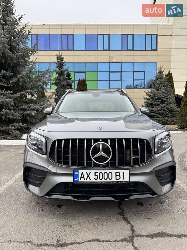 Внедорожник / Кроссовер Mercedes-Benz GLB-Class 2019 в Харькове
