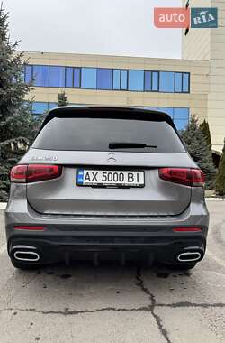 Внедорожник / Кроссовер Mercedes-Benz GLB-Class 2019 в 