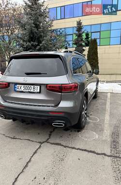 Внедорожник / Кроссовер Mercedes-Benz GLB-Class 2019 в 