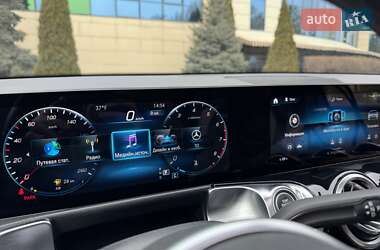 Внедорожник / Кроссовер Mercedes-Benz GLB-Class 2019 в 
