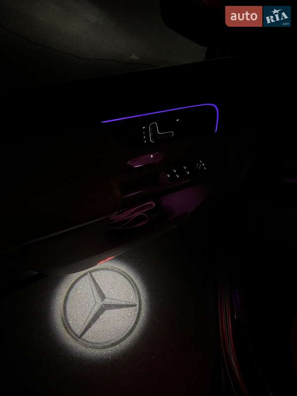 Внедорожник / Кроссовер Mercedes-Benz GLB-Class 2019 в Харькове