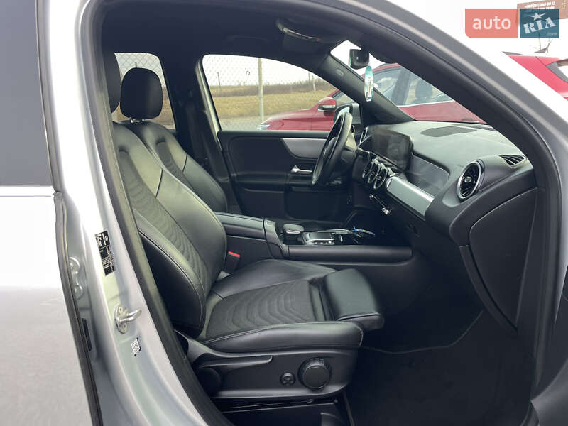 Внедорожник / Кроссовер Mercedes-Benz GLB-Class 2021 в Львове