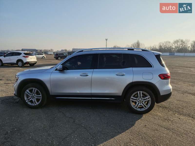 Внедорожник / Кроссовер Mercedes-Benz GLB-Class 2020 в Киеве