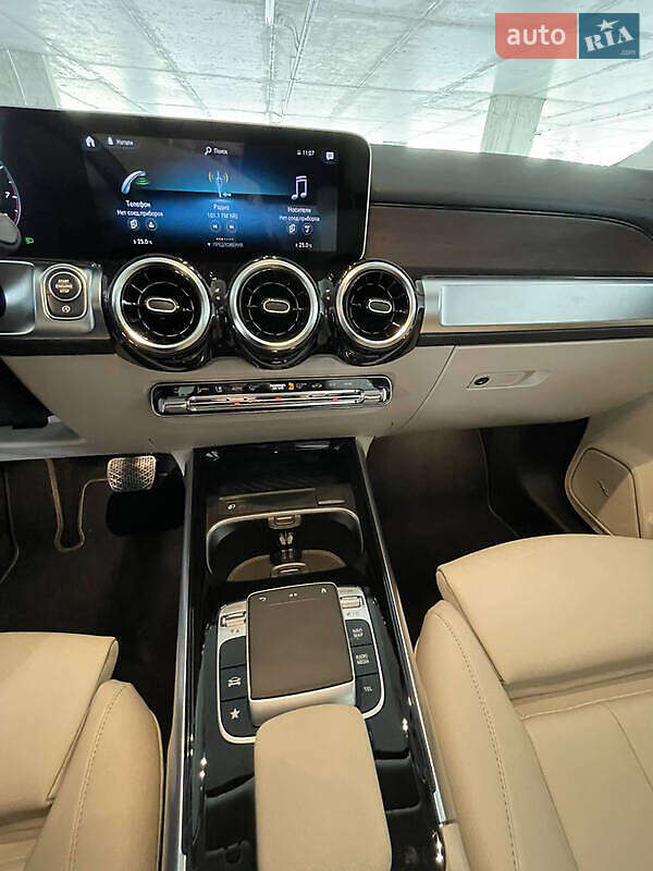 Внедорожник / Кроссовер Mercedes-Benz GLB-Class 2020 в Киеве фото 15 Внедорожник / Кроссовер Mercedes-Benz GLB-Class 2020 в Киеве