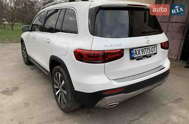 Внедорожник / Кроссовер Mercedes-Benz GLB-Class 2021 в 