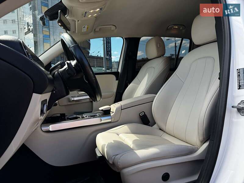 Позашляховик / Кросовер Mercedes-Benz GLB-Class 2020 в Харкові