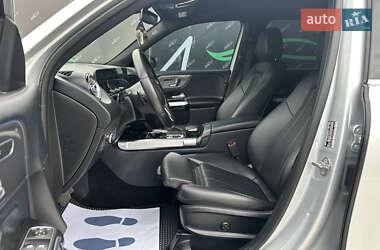 Внедорожник / Кроссовер Mercedes-Benz GLB-Class 2019 в 